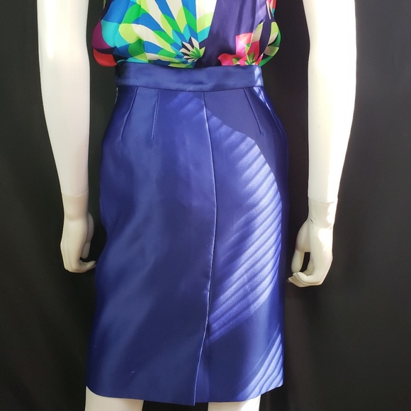 1990s Yves Saint Laurent Pencil Skirt - Picture 2 of 5
